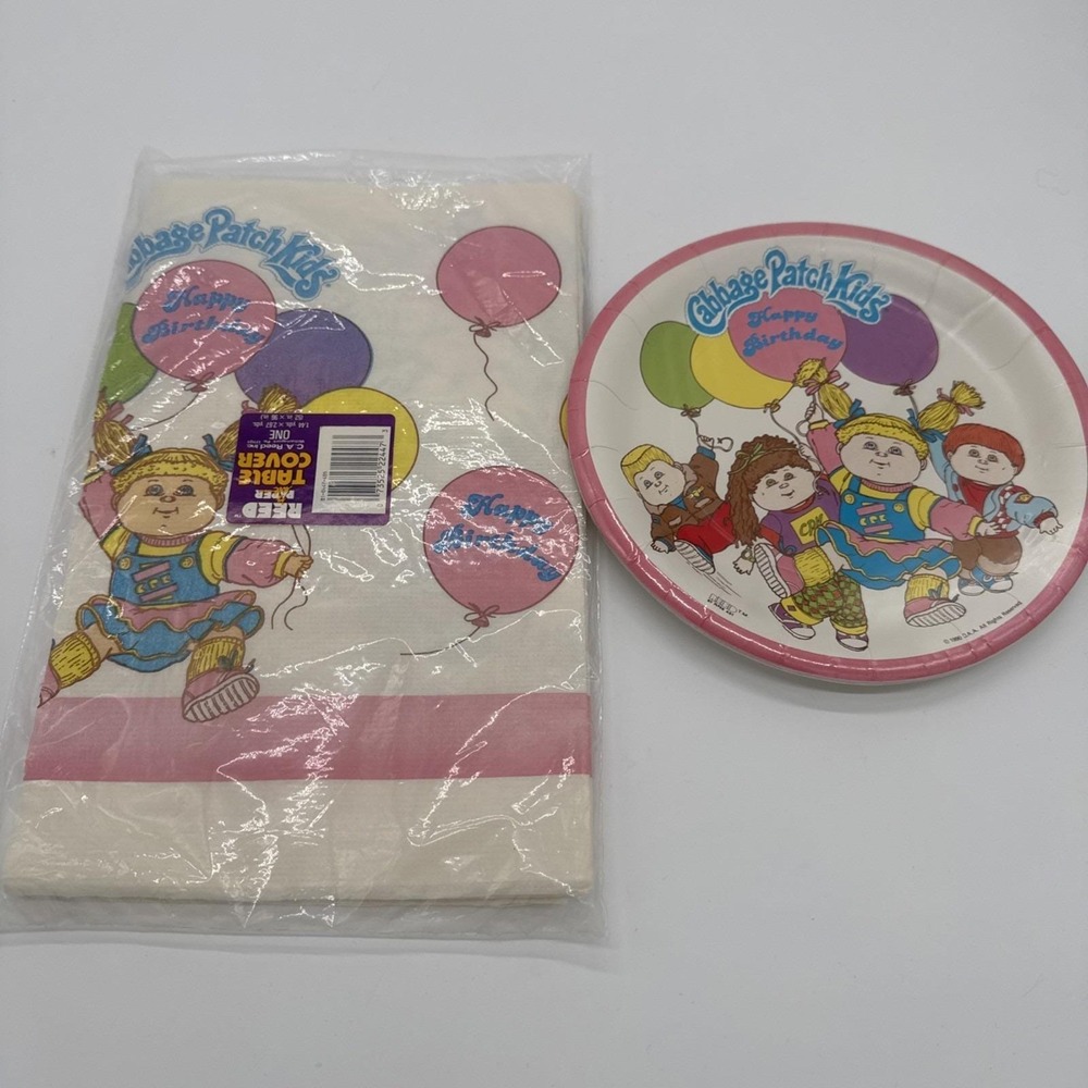 Cabbage Patch Kids Vtg 1990 Large 9" Paper Plates Birthday Party And Table Cover